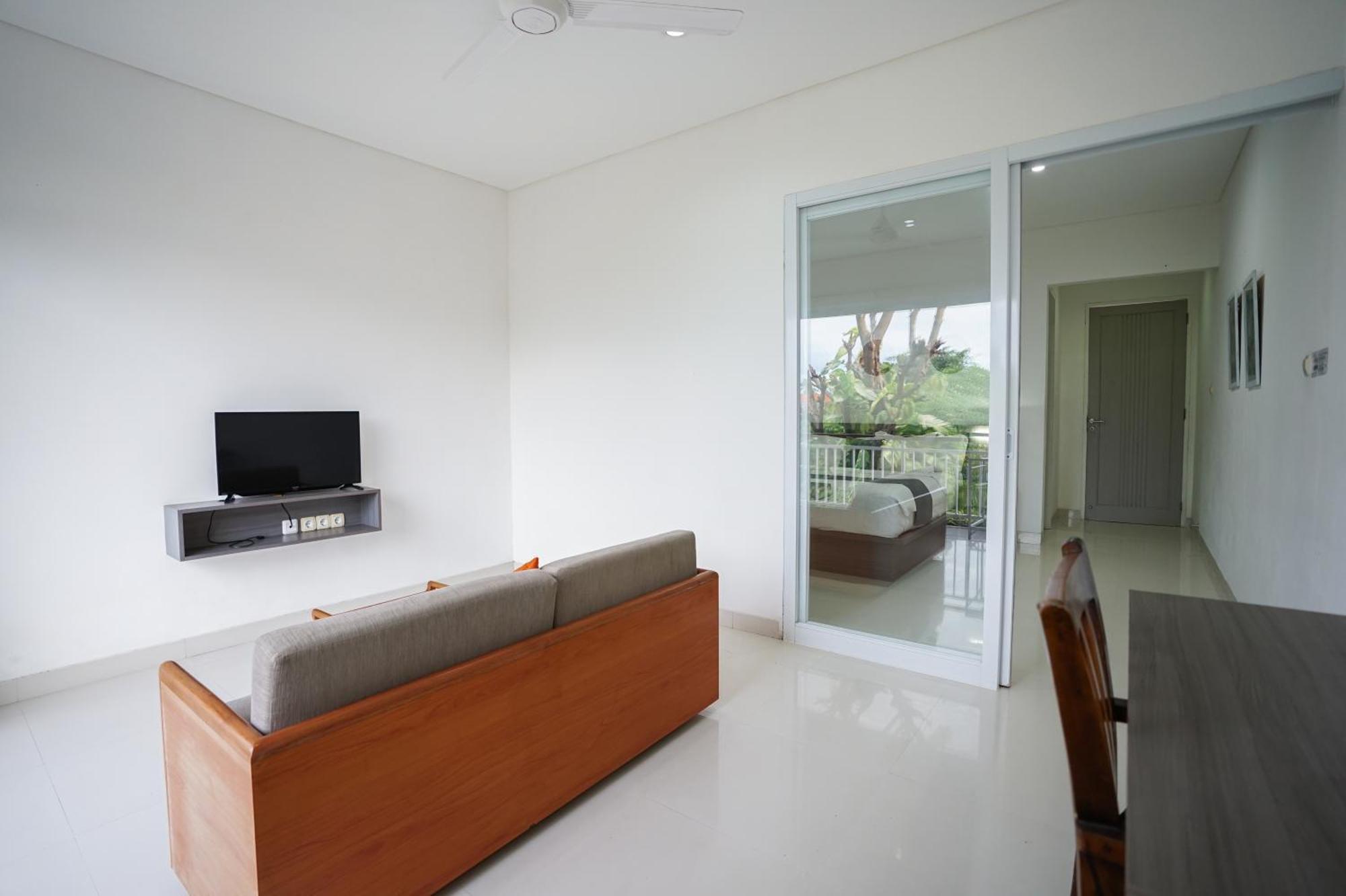 Harmony Beach Suite Семиньяк Экстерьер фото