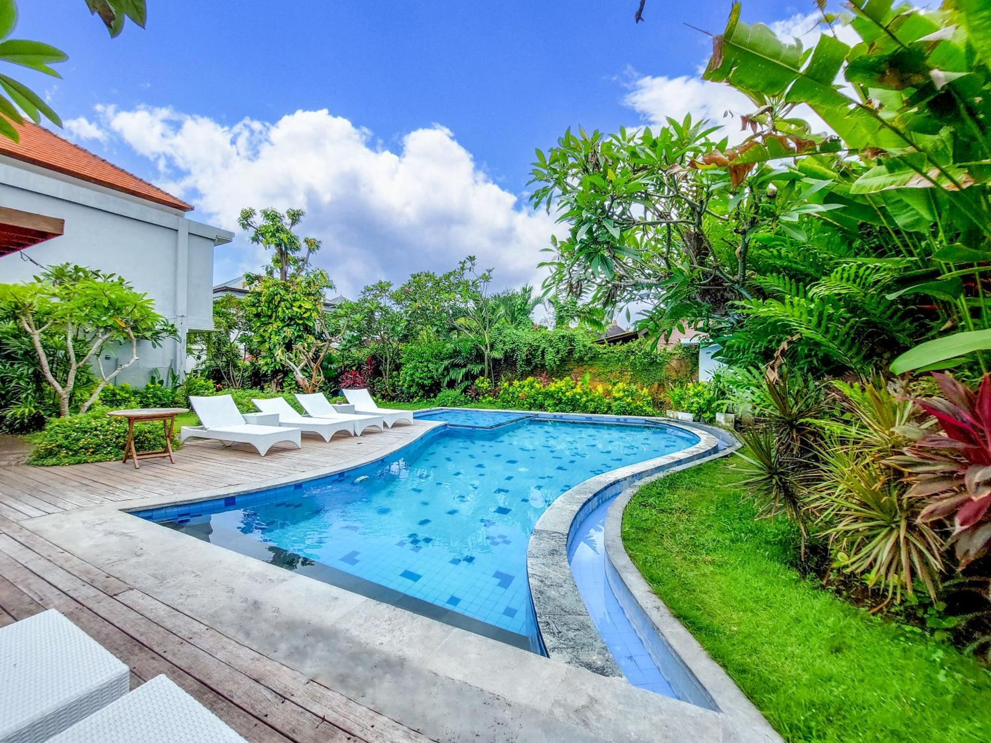 Harmony Beach Suite Семиньяк Экстерьер фото